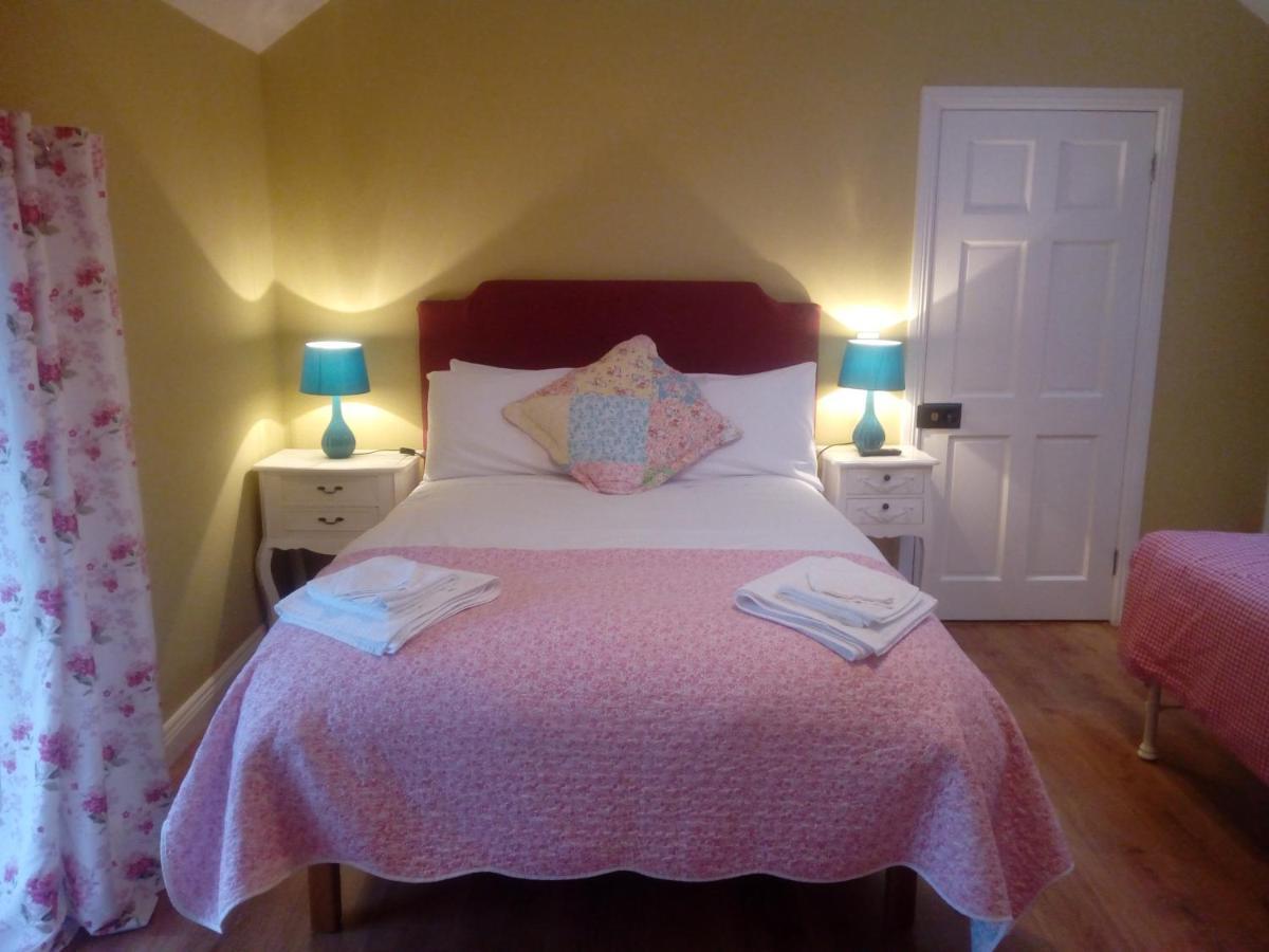 לינה וארוחת בוקר Abbeyshrule Abbeyview House מראה חיצוני תמונה