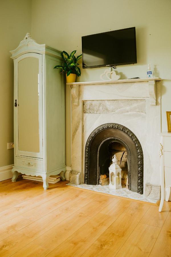 לינה וארוחת בוקר Abbeyshrule Abbeyview House מראה חיצוני תמונה